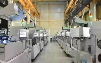 中國工程院院長與湖北副省長視察華中數(shù)控