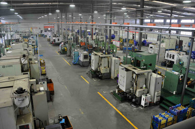 四川省南充外國語中等專業(yè)學(xué)校模具設(shè)計與制造